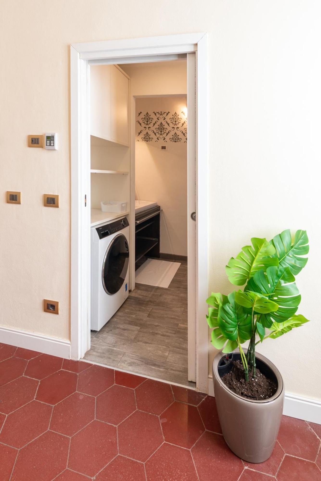 10' Duomo & Central Station Large Apartment Milano Dış mekan fotoğraf